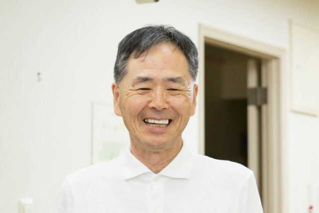 #01 待合ロビーの正面に大きく掲げている「患者さんの権利」が、私の医療の基本です