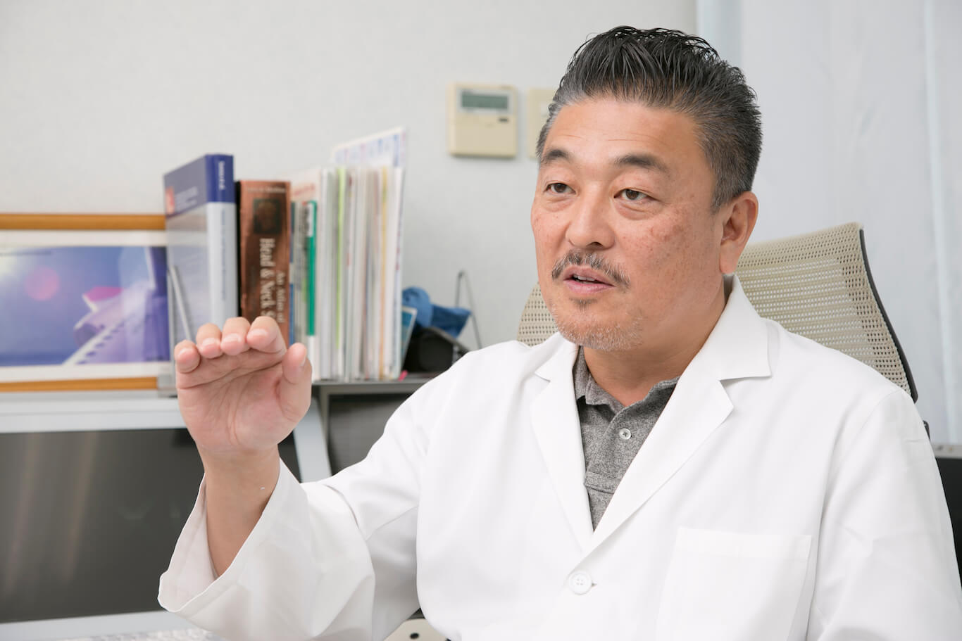 緒方哲郎