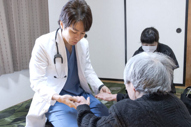 #02 私たちが目指す在宅医療は「動く総合病院」